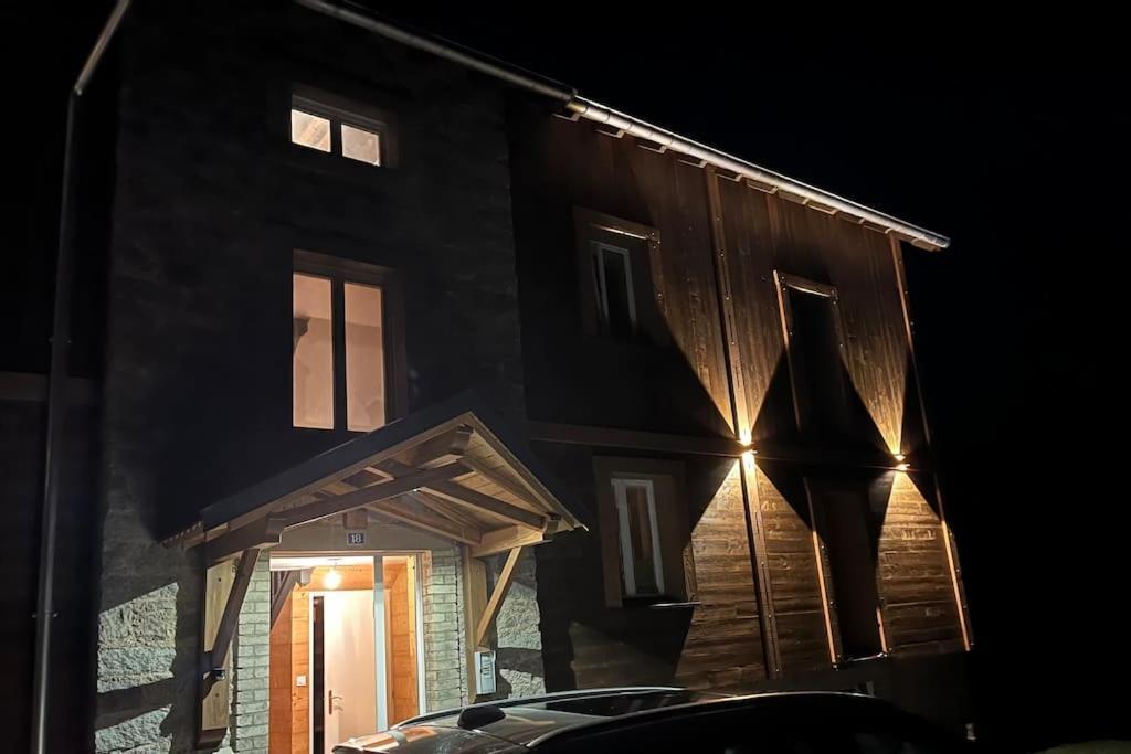 Appartement 5 Personnes Avec Espace Plein Air Saint-Maurice-sur-Moselle Exterior photo