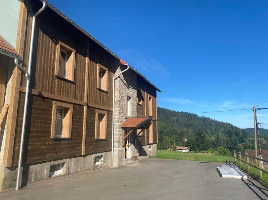Appartement 5 Personnes Avec Espace Plein Air Saint-Maurice-sur-Moselle Exterior photo